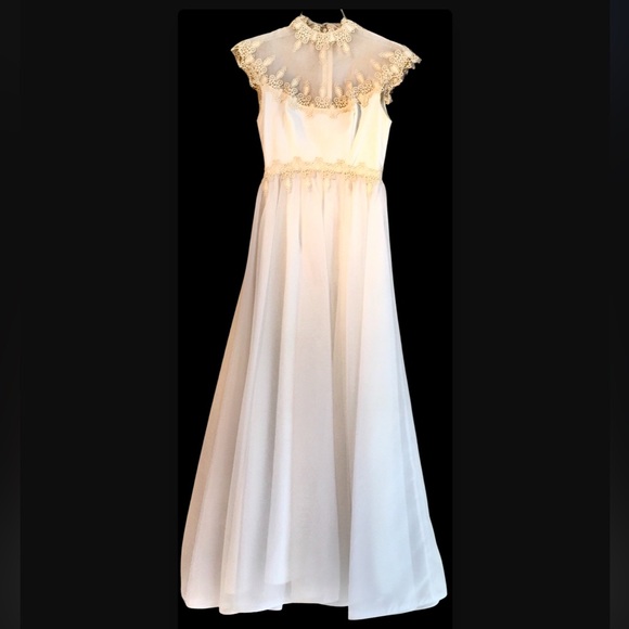 VINTAGE Ivory White Sleeveless Evening gown Lace trim Sheer High neckline Luxe - Picture 2 of 15